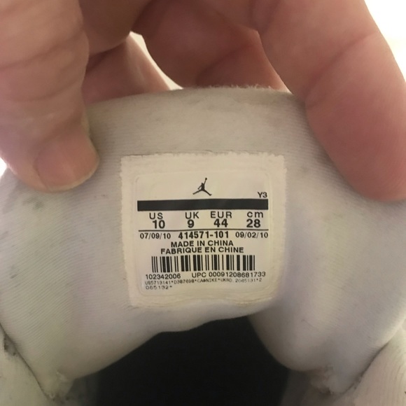 Air Jordan 13 OG “Cherry” 2010 barely worn - Picture 5 of 5